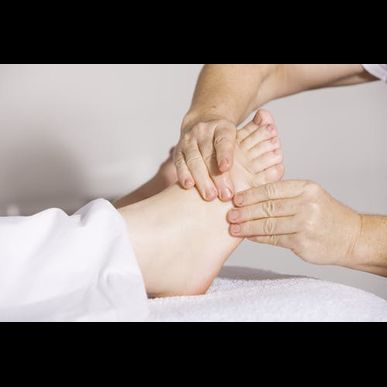 足のむくみでお困りの方は埼玉県伊奈町のとまり木まで